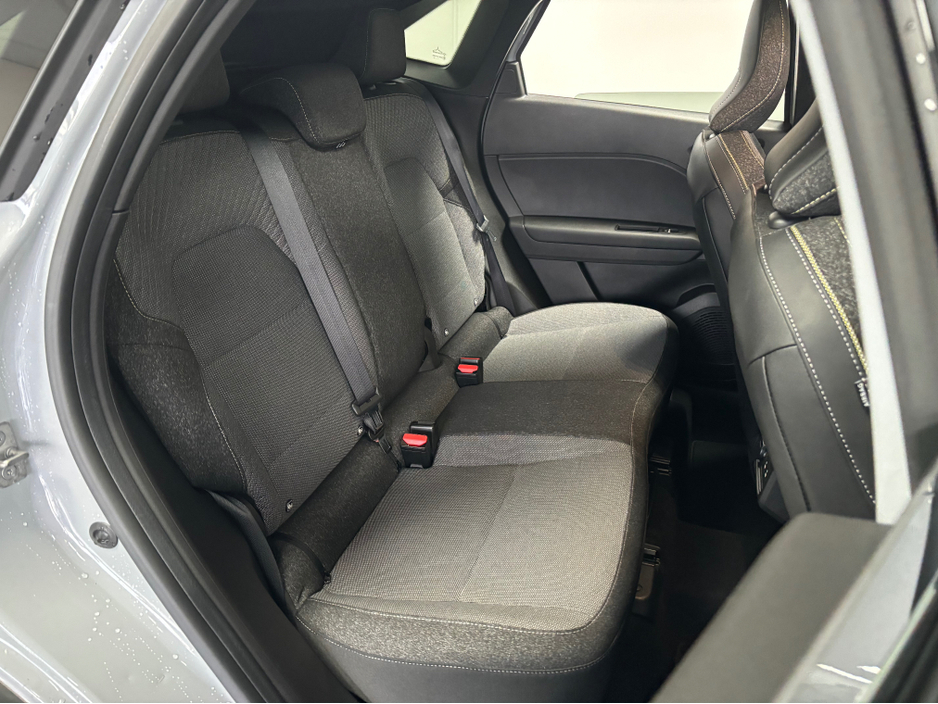 2025 Renault Symbioz - image 15