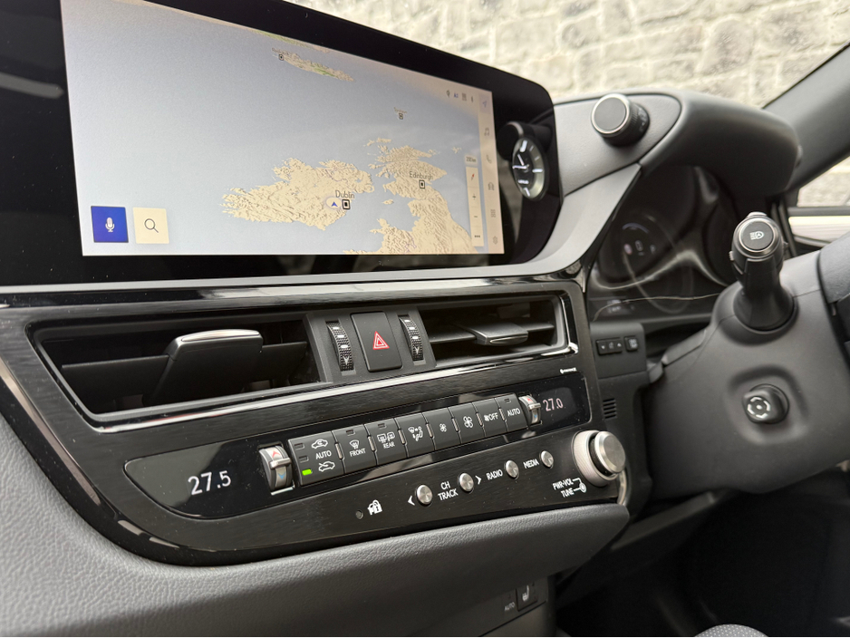 2024 Lexus ES 300 H F SPORT ES 300H 4DR AUTO €48,950