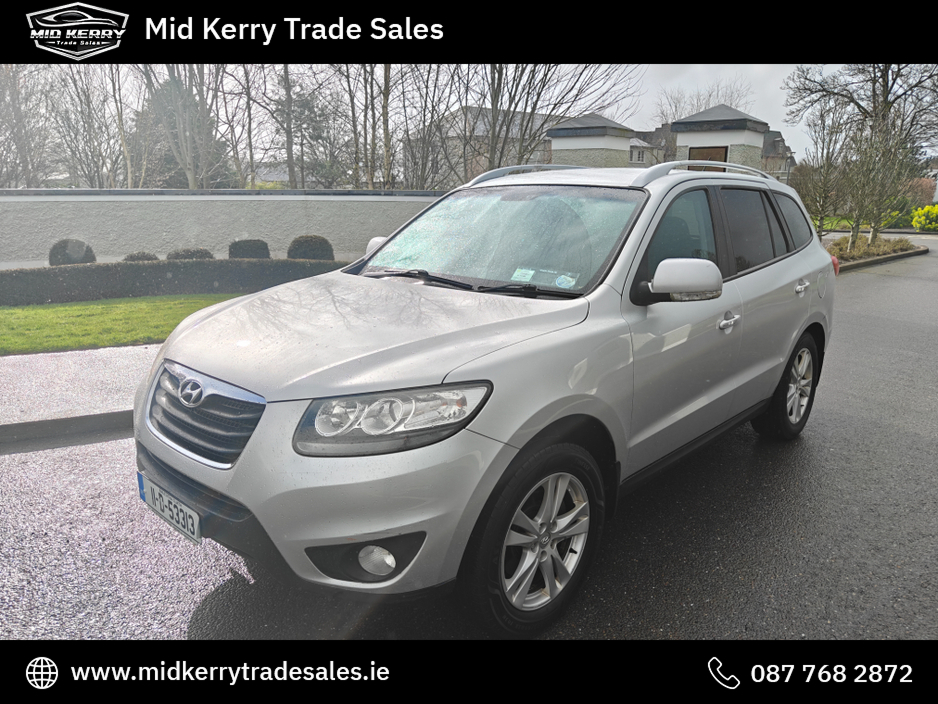 2011 Hyundai Santa Fe - image 3