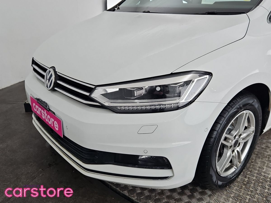 2020 Volkswagen Touran - image 17