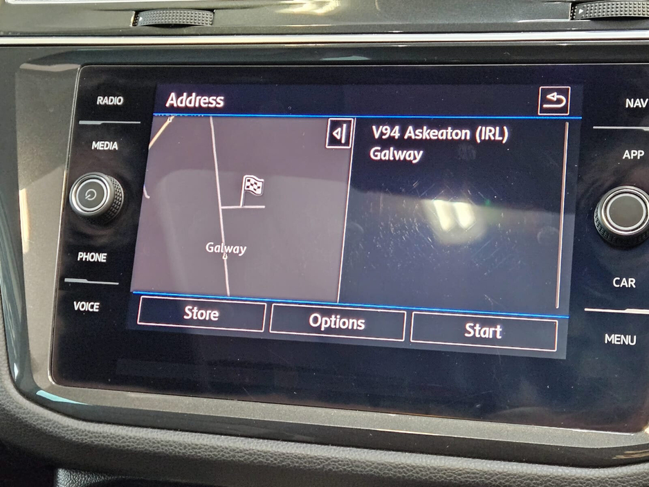 2020 Volkswagen Tiguan - image 14