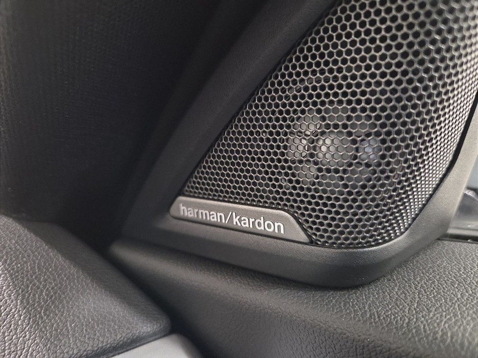 2025 BMW M2 - image 23