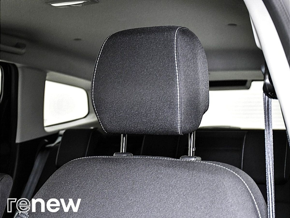 2022 Dacia Duster - image 20