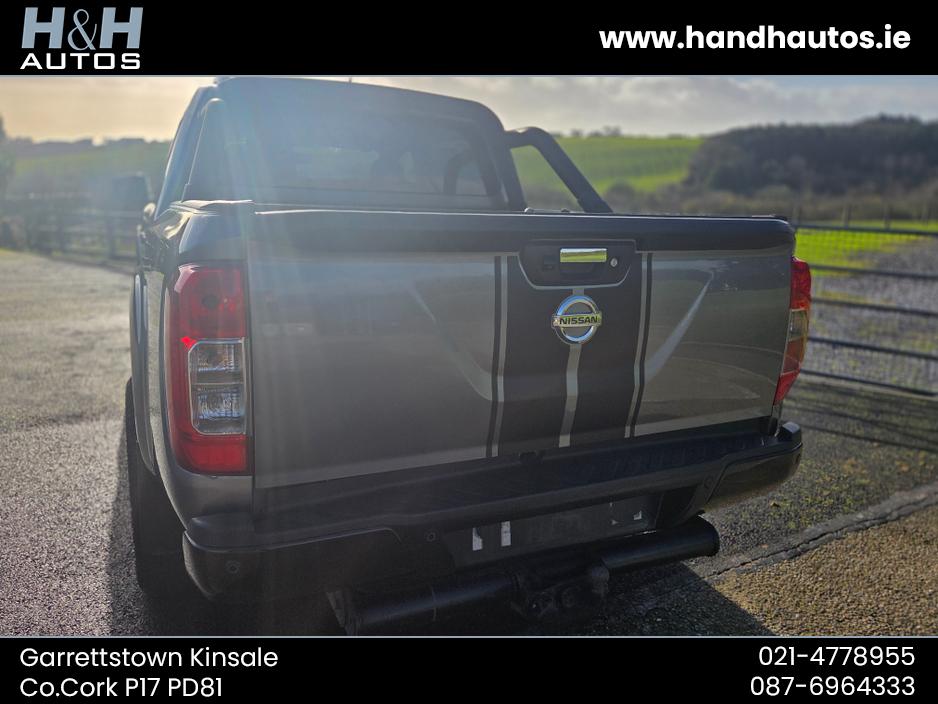 2019 Nissan Navara - image 6