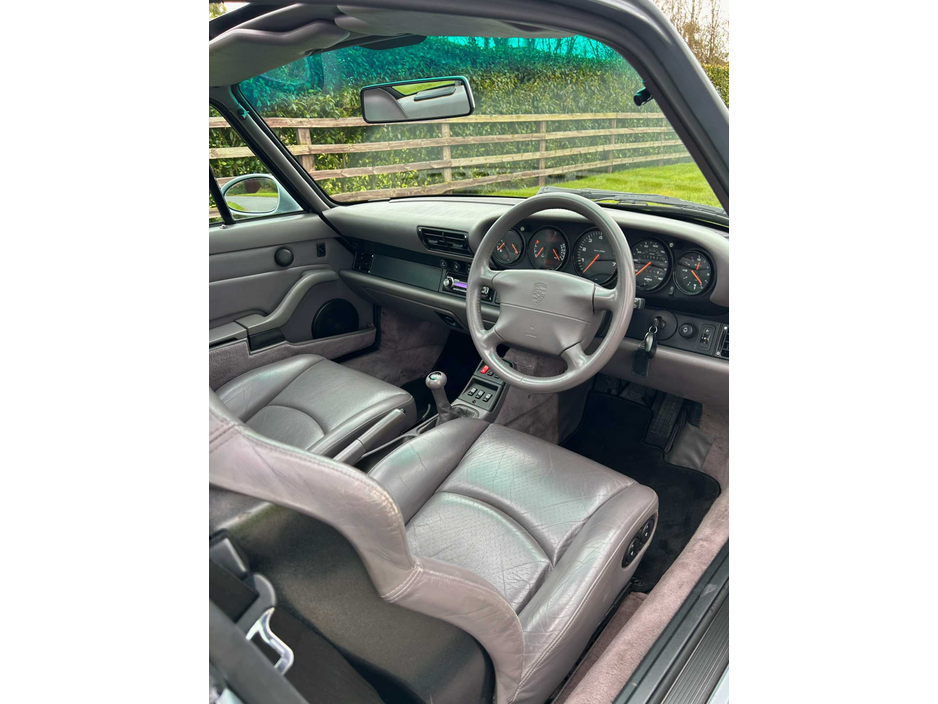 1995 Porsche 911 - image 12