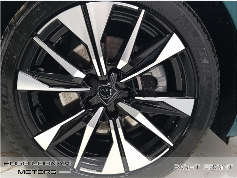 2026 Peugeot 308 - image 14