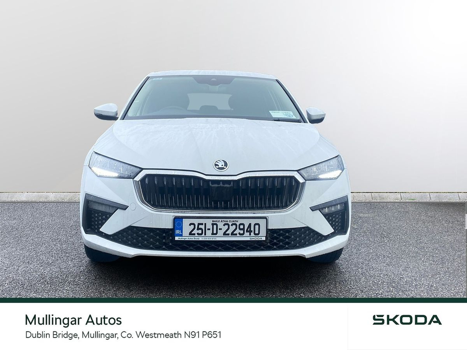 2025 Skoda Scala - image 9