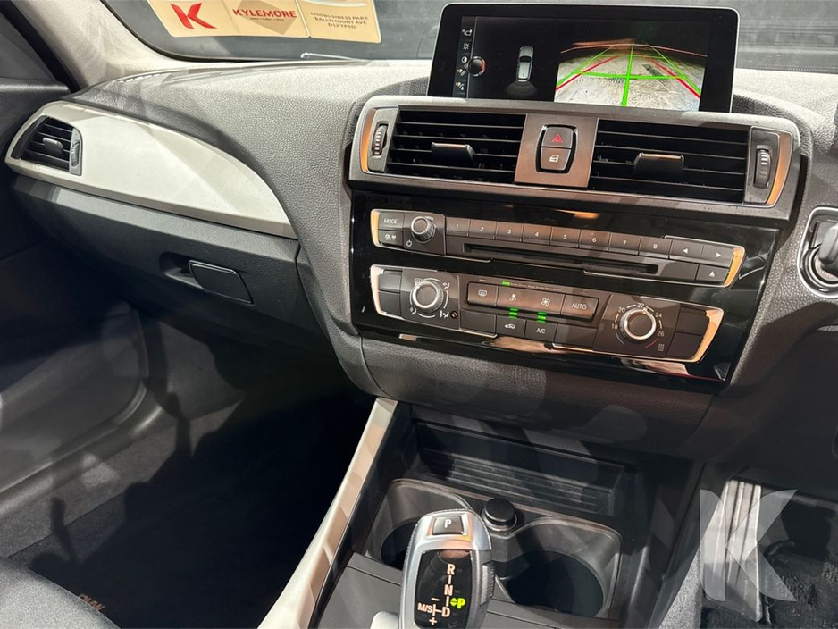 2017 BMW 1 Series - image 14