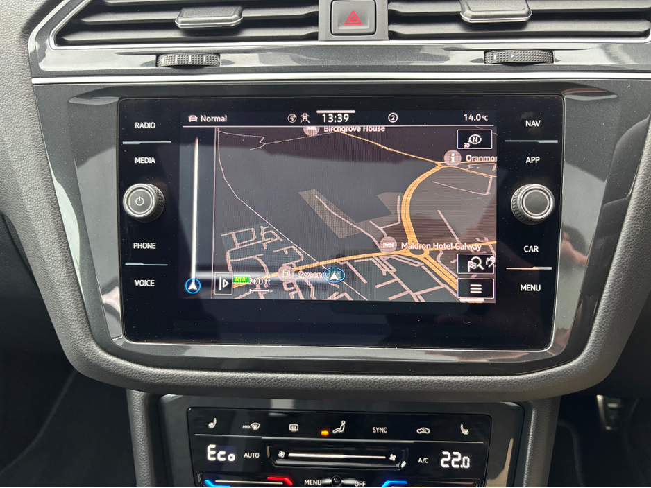 2024 Volkswagen Tiguan - image 25