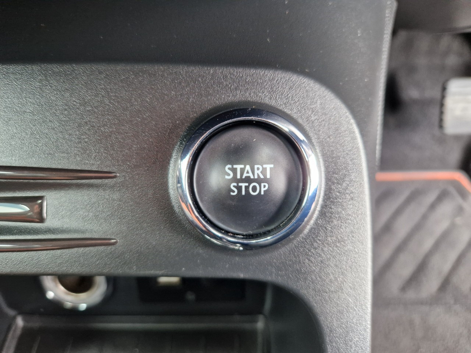 2015 Renault Captur - image 35