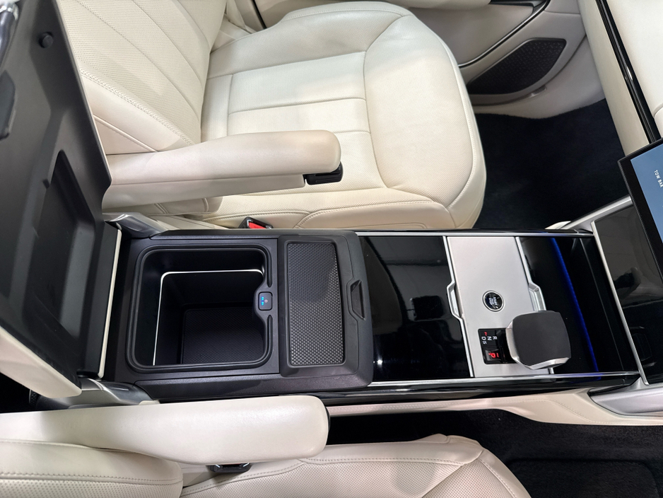 2024 Land Rover Range Rover Sport - image 23