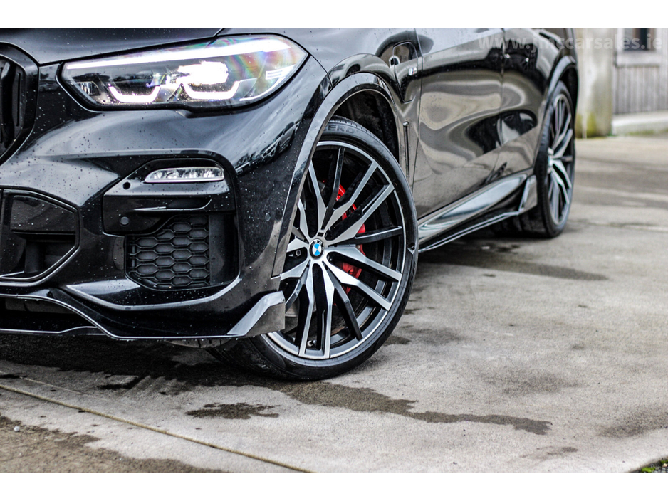 2021 BMW X5 - image 3