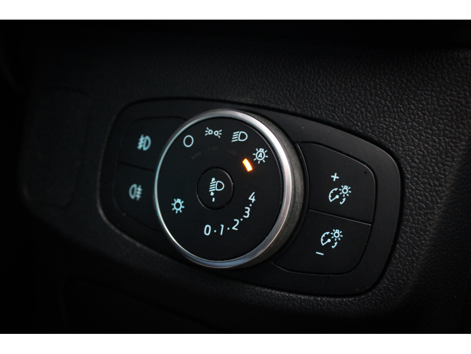 2019 Ford Focus 1.5 TDCi 120PS Zetec €14,995