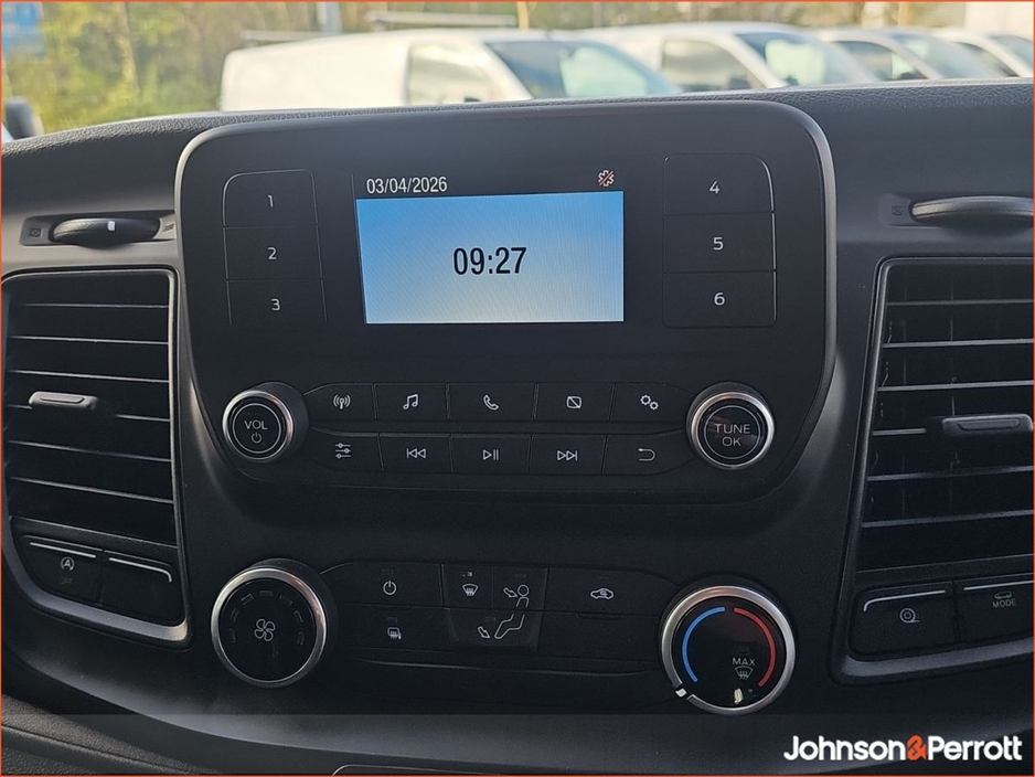 2021 Ford Transit Custom - image 12