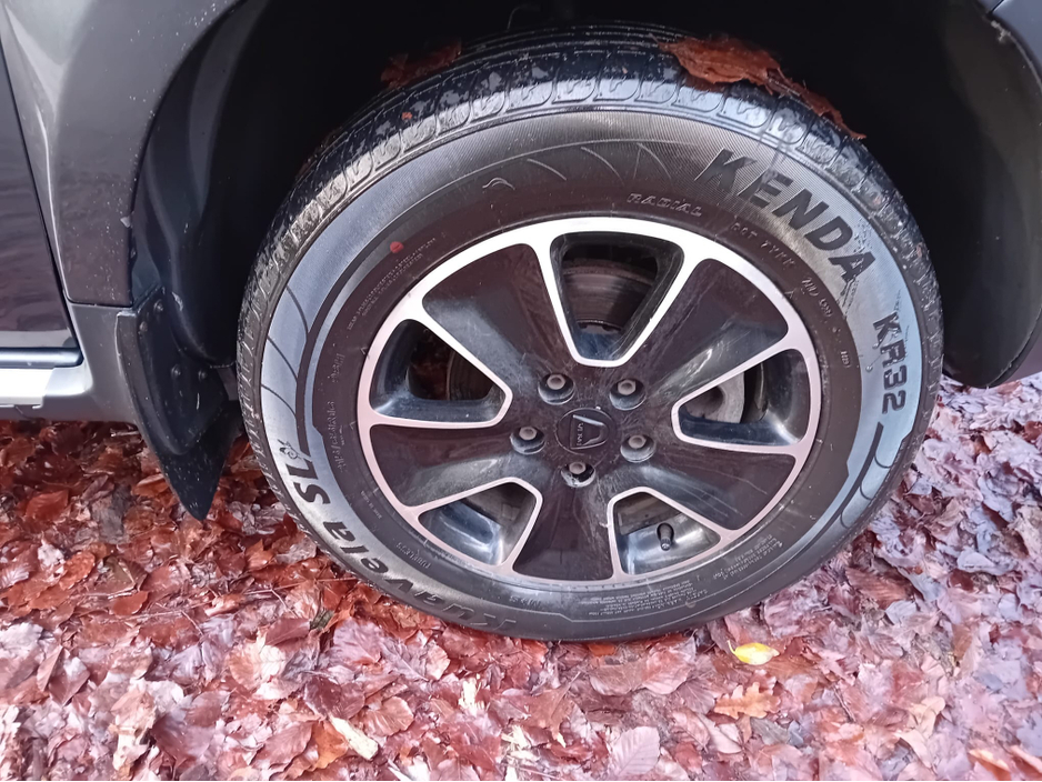 2017 Dacia Duster PRESTIGE 1.5 DCI 110 4X4 4WD 5DR @ REDDY2DRIVE LTD €5,500