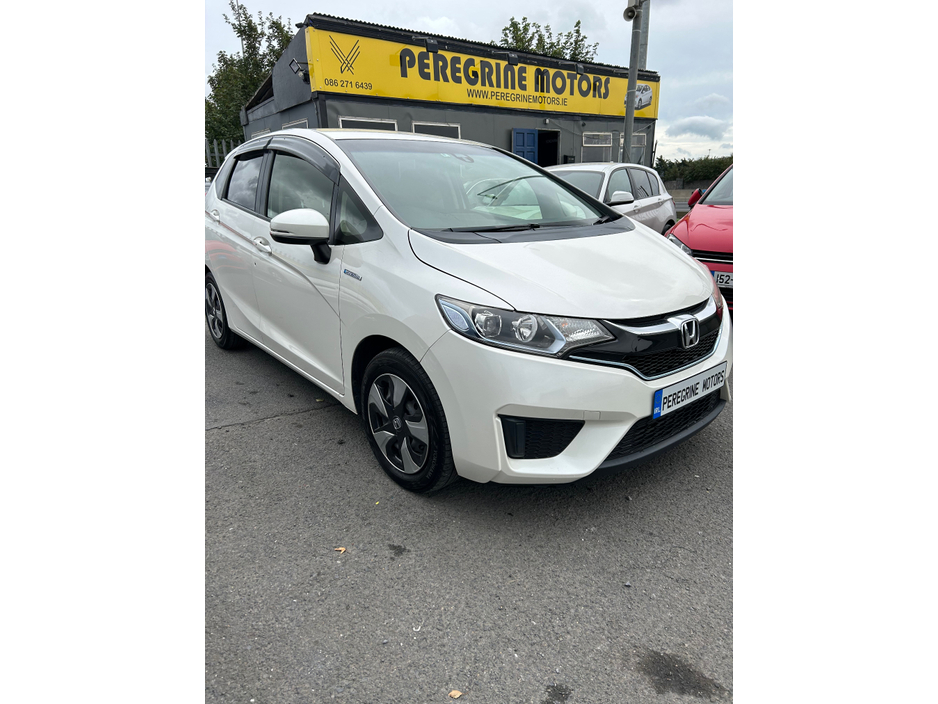 2019 Honda Fit Auto Hybrid €13,950