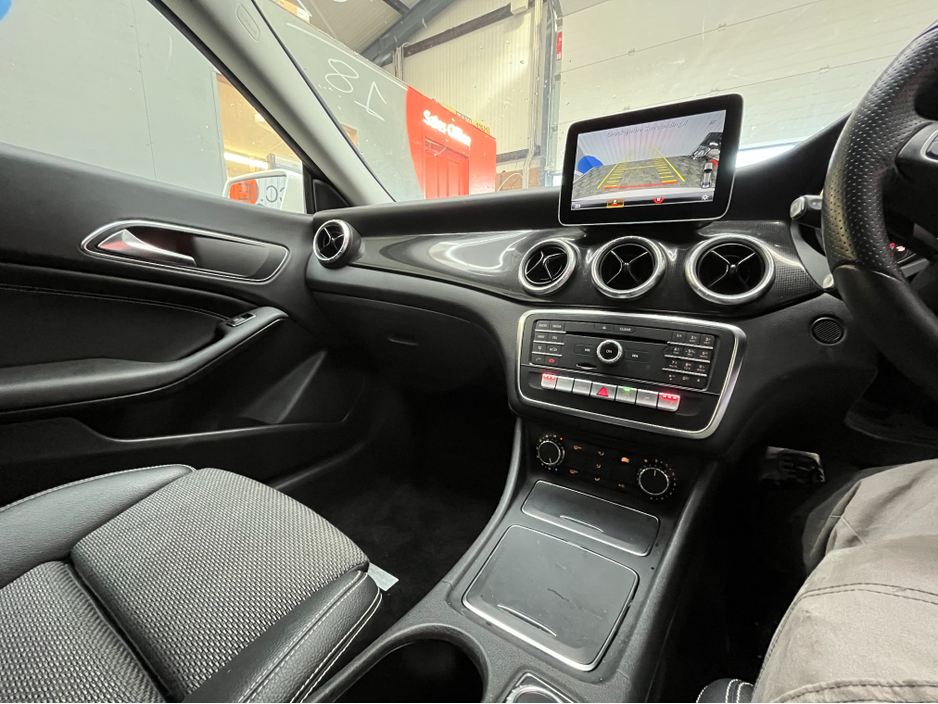 2018 Mercedes-Benz CLA Class - image 15