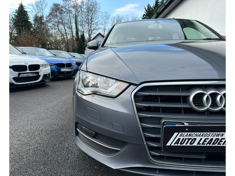 2013 Audi A3 - image 12