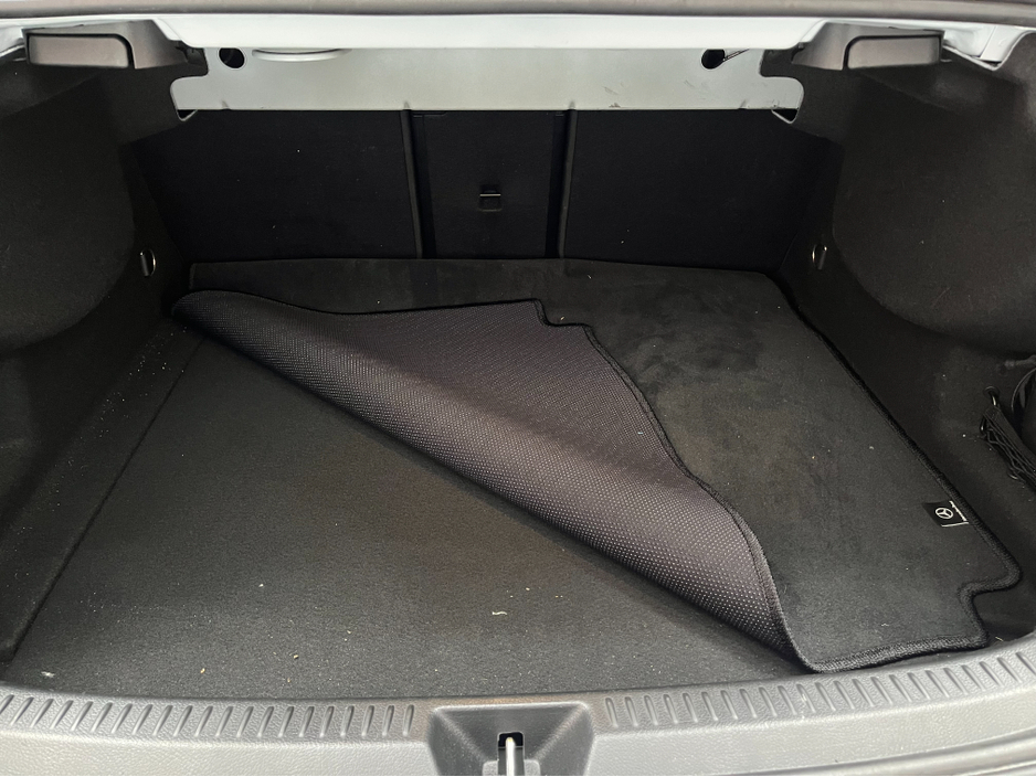 2020 Mercedes-Benz A Class - image 7