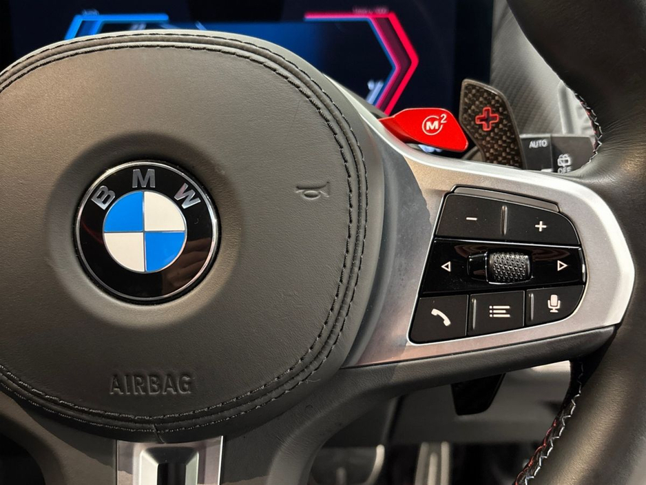 2025 BMW XM - image 18