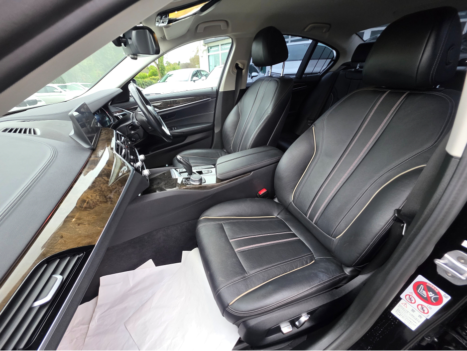 2017 BMW 5 Series 523D LUXURY - CARPLAY NAVIGATION EDITION FULL LEATHER ELECTRIC HEATED SEATS - 360 REVERCE CAMERA - PRIVACY GLASS €24,950