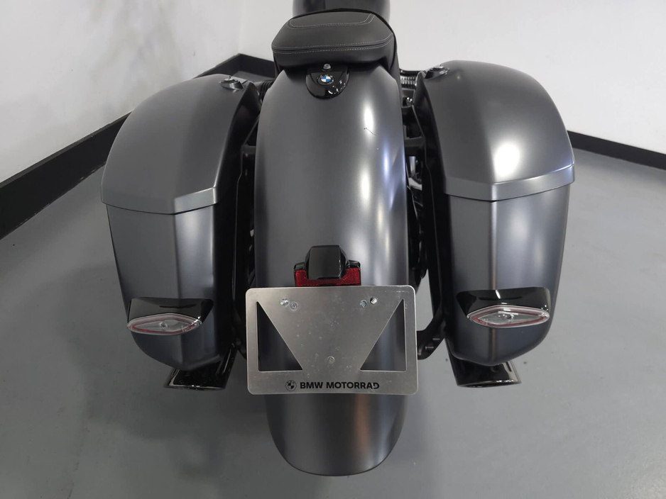 2023 BMW R18 - image 14