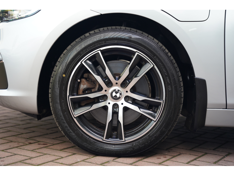 2016 BMW 2 Series Active Tourer - image 25