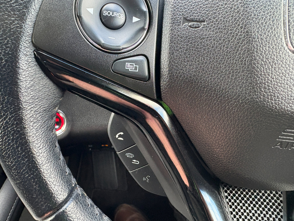 2019 Honda Vezel - image 18