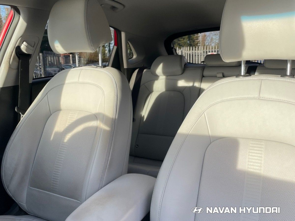 2022 Hyundai Kona EV Premium 64 kWh €21,850