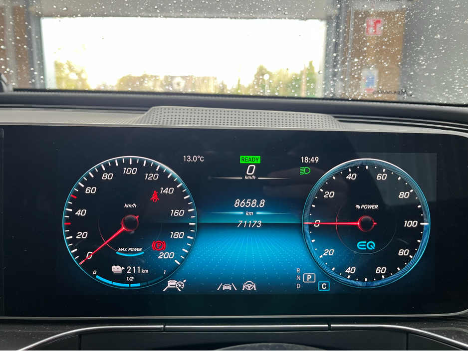 2020 Mercedes-Benz EQC - image 30