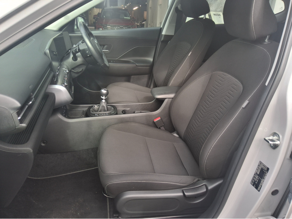 2024 Hyundai Kona - image 10