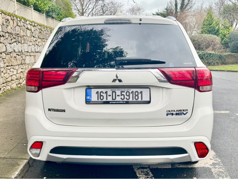 2016 Mitsubishi Outlander 2.0 GX4H PHEV 200BHP 5DR AUTO €13,900