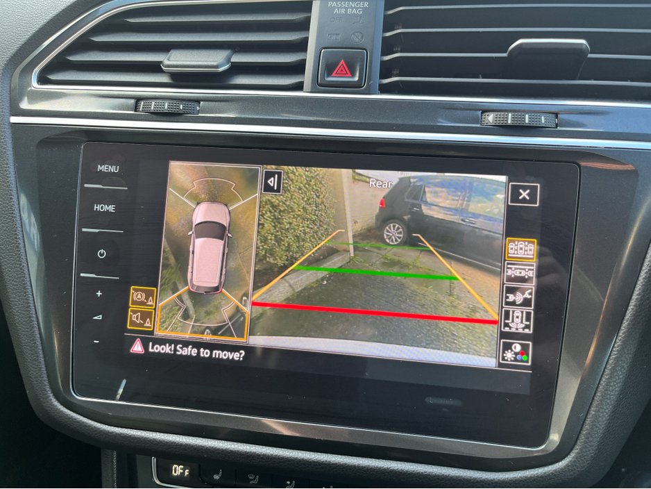 2018 Volkswagen Tiguan R-LINE 4 MOTION AUTOMATIC 2.0 DIESEL //HIGH SPEC//FULL LEATHER HEATED FRONT AND REAR SEATS//360 PARKING CAMERAS//ADAPTIVE CRUISE CONTROL// €27,950