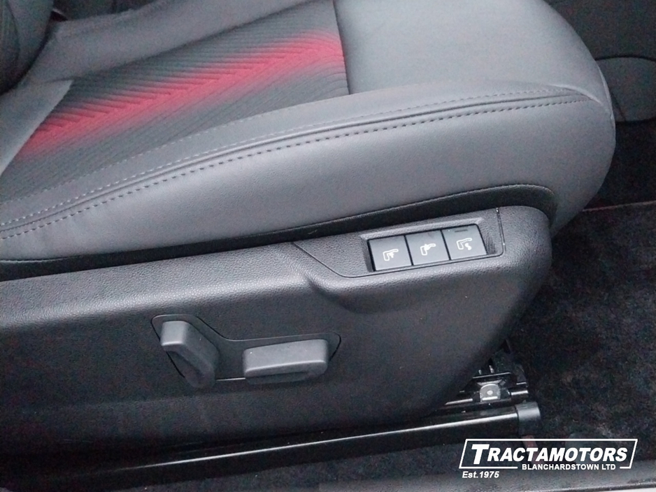 2025 Alfa Romeo Junior IBRIDA 1.2 136BHP MHEV 5 €35,999