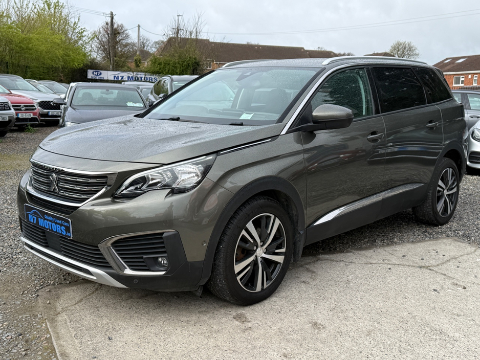 2018 Peugeot 5008 - image 7