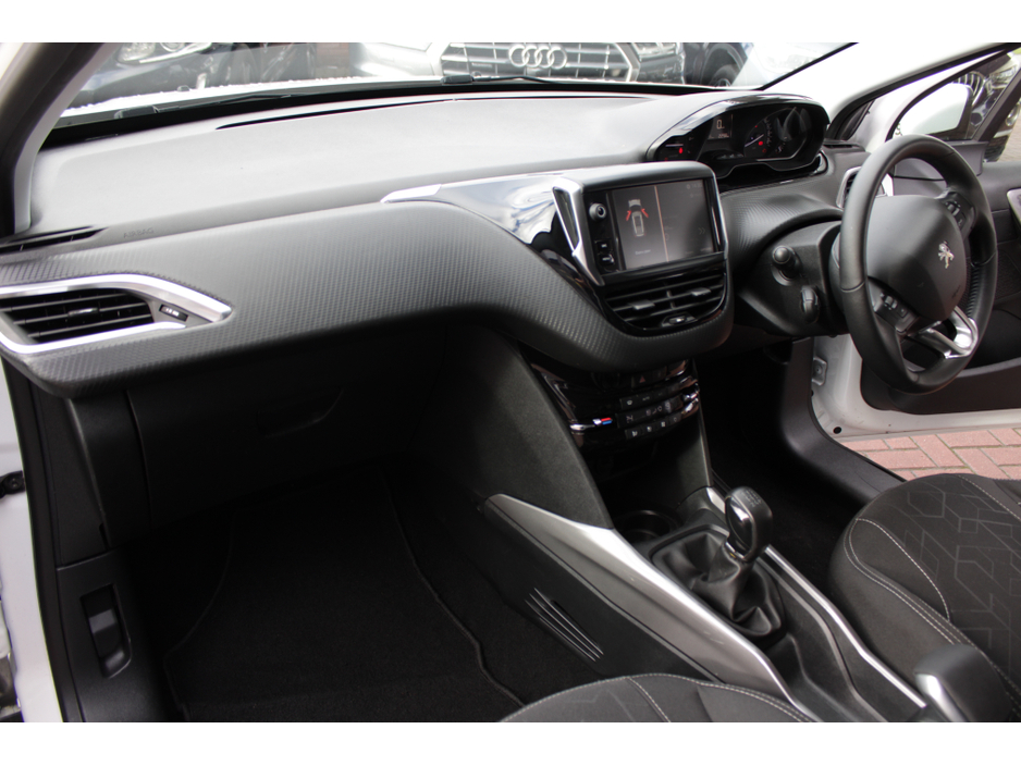 2019 Peugeot 2008 1.2 PURETECH ACTIVE5DR ESTATE // IMMACULATE CONDITION THROUGHOUT // BUY WITH CONFIDENCE AA AND SIMI APPREOVED DEALER 2026 // FINANCE ARRANGED // ALL TRADE INS WELCOME // €11,950