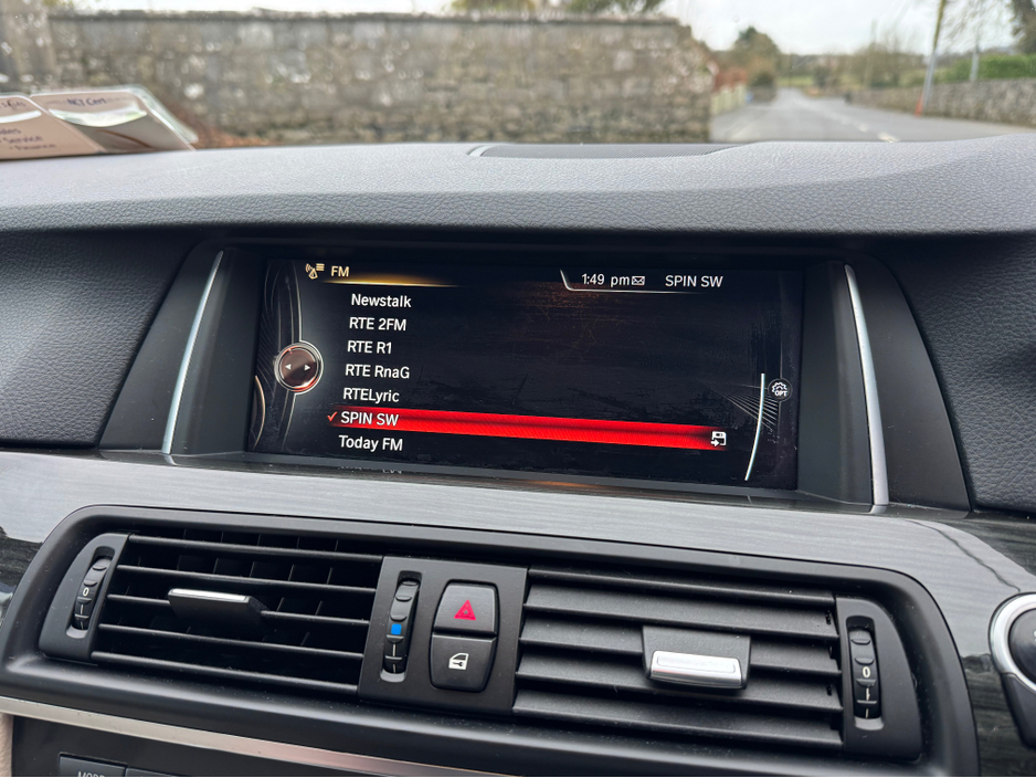 2016 BMW 5 Series 520d M-SPORT AUTO €18,950