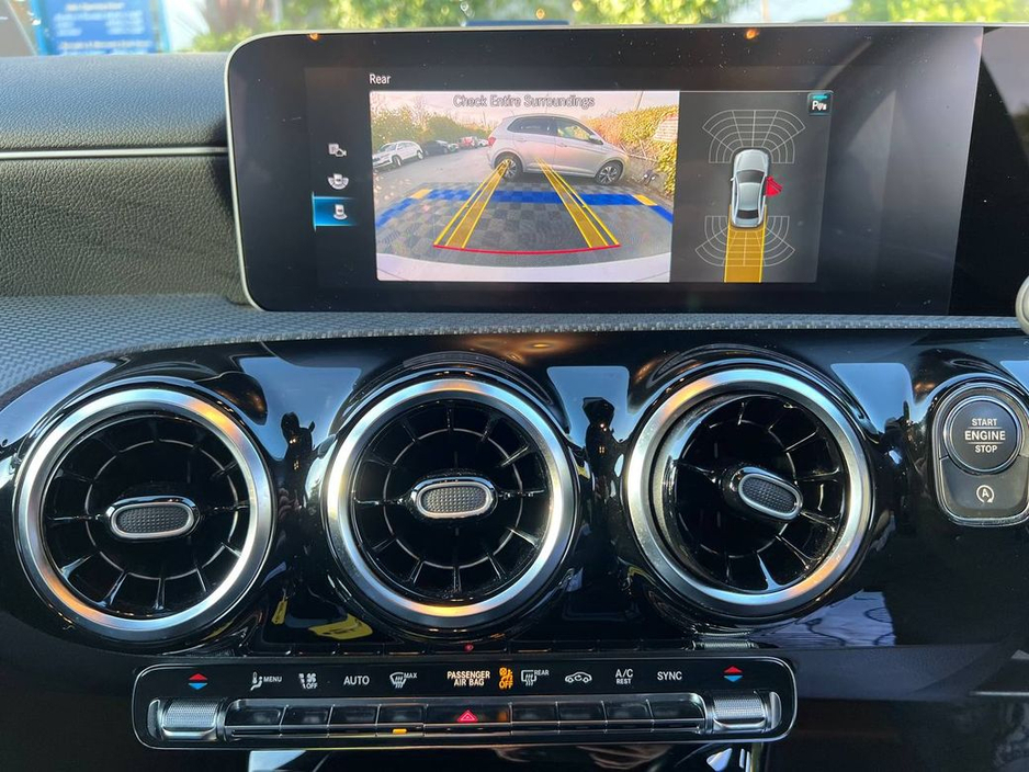 2020 Mercedes-Benz A Class A200d EXCLUSIVE AUTO // FULL SERVICE HISTORY // VIRTUAL COCKPIT // NEW 19" AMG ALLOYS // HEATED POWERED SEATS €26,900