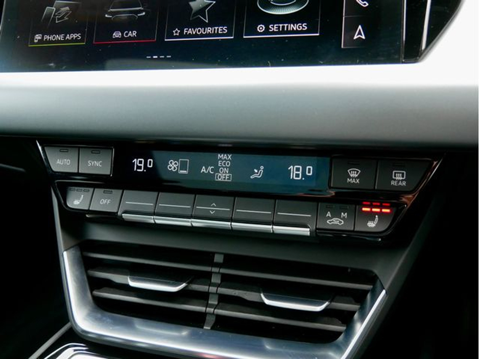 2024 Audi e-tron GT quattro - image 26