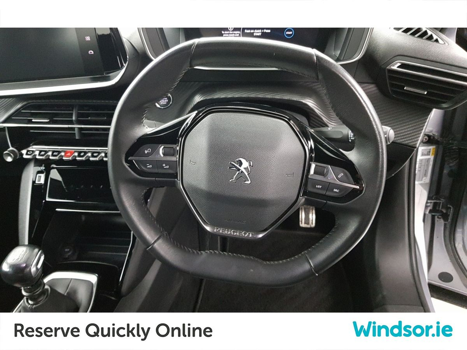 2023 Peugeot 2008 1.2 Puretech 100bhp Allure €25,995