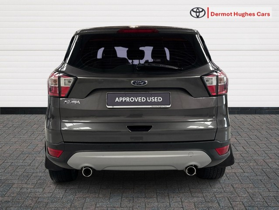 2018 Ford Kuga - image 4