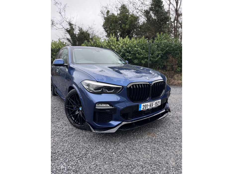 2020 BMW X5 - image 23