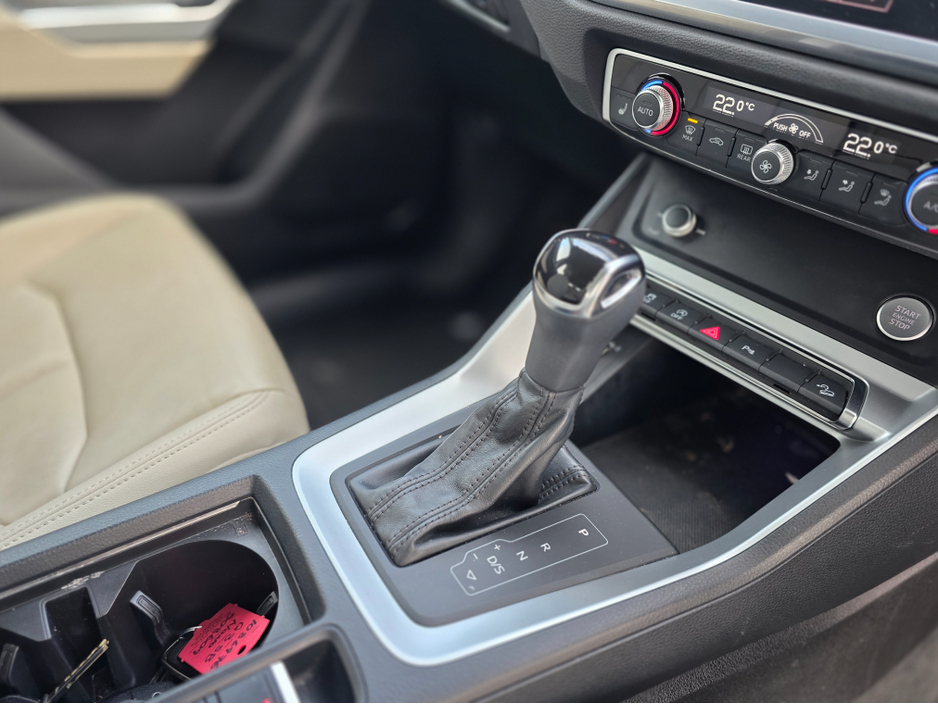 2020 Audi Q3 - image 12