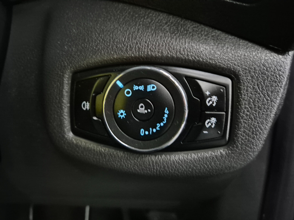 2016 Ford Tourneo Connect - image 11