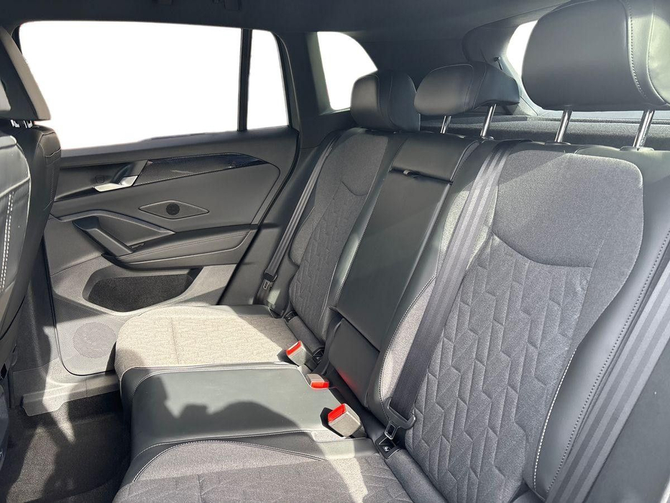 2026 Volkswagen Tiguan - image 11