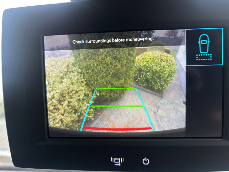 2021 Peugeot Partner - image 10