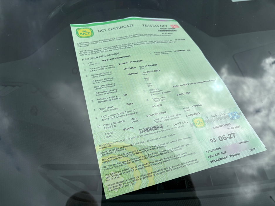 2017 Volkswagen Tiguan - image 9