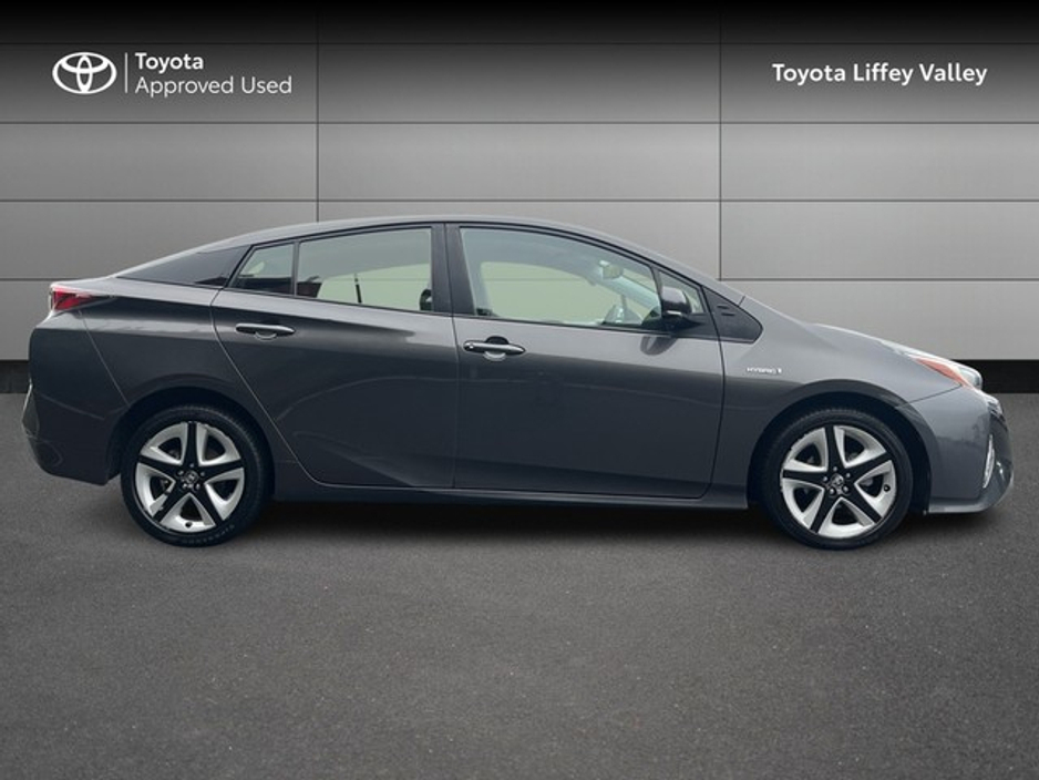 2017 Toyota Prius HYBRID LUXURY 4DR AUTO €19,950