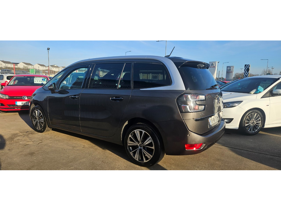 2017 Citroen C4 Picasso - image 15