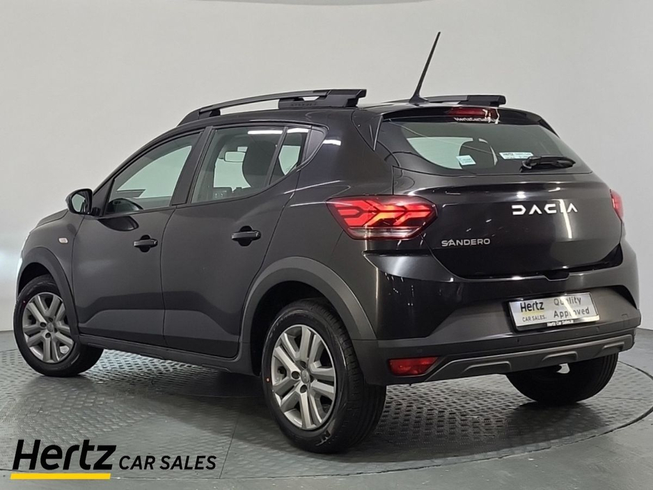 2023 Dacia Sandero Stepway - image 3